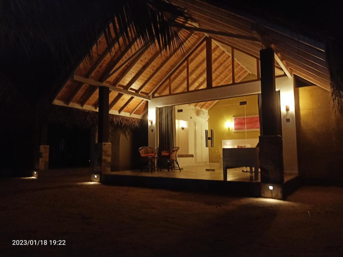 Blue Waves Kite Surfing Beach Resort Kalpitiya Ngoại thất bức ảnh