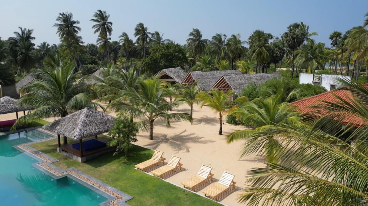 Blue Waves Kite Surfing Beach Resort Kalpitiya Ngoại thất bức ảnh