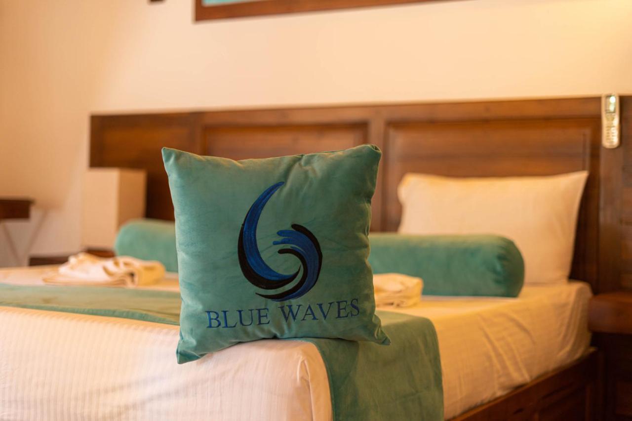 Blue Waves Kite Surfing Beach Resort Kalpitiya Ngoại thất bức ảnh