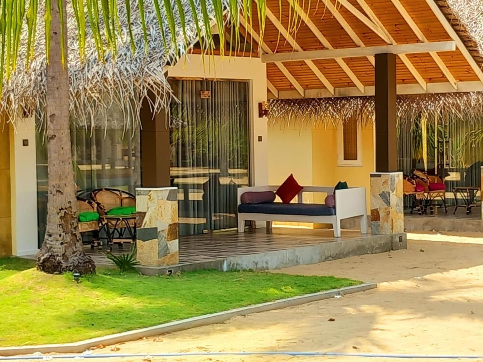 Blue Waves Kite Surfing Beach Resort Kalpitiya Ngoại thất bức ảnh
